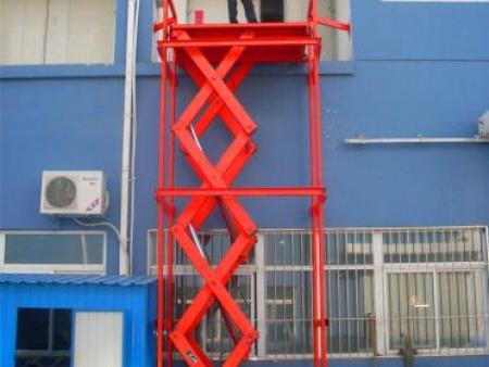 固定(ding)升降機(ji)